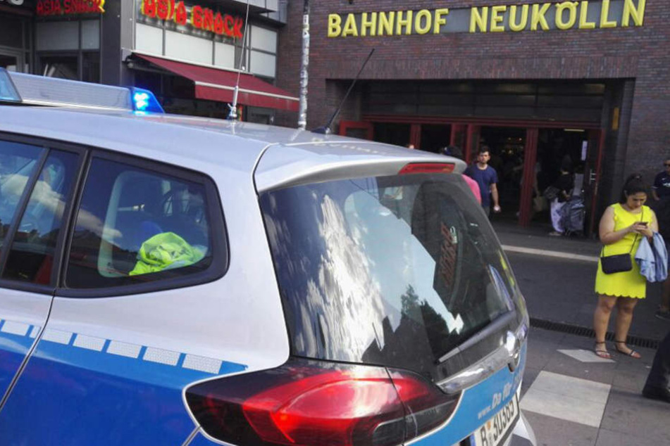 Der Bahnhof bleibt bis auf Weiteres gesperrt.