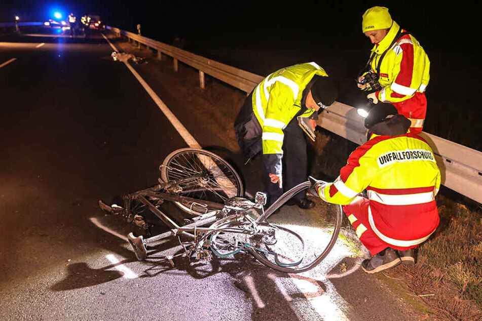 Das zertrümmerte Rad des Amtsleiters wurde von der Unfallforschung untersucht.