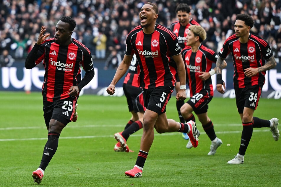 Arnaud Kalimuendos (l.) Treffer zum 1:0 war gleichbedeutend mit dem Endstand der Partie.