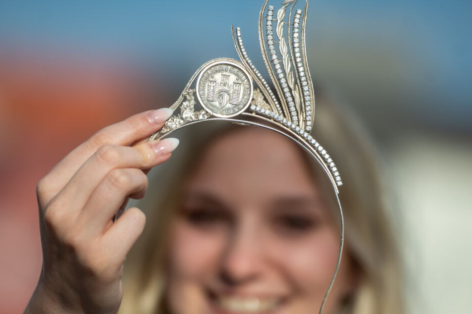 Um diese Krone geht es: Tragen wird sie ein Jahr lang Freibergs Silberstadt-Königin.
