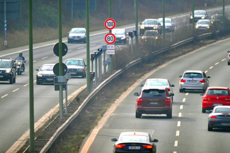 Frühere Zählungen haben ergeben, dass täglich rund 70.000 Autos über den OWD fahren.