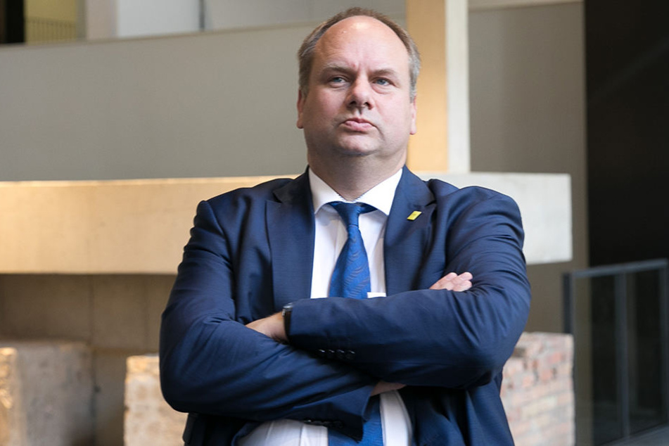 Verweigert die Antwort auf eine BRN-Anfrage: OB Dirk Hilbert (45, FDP).