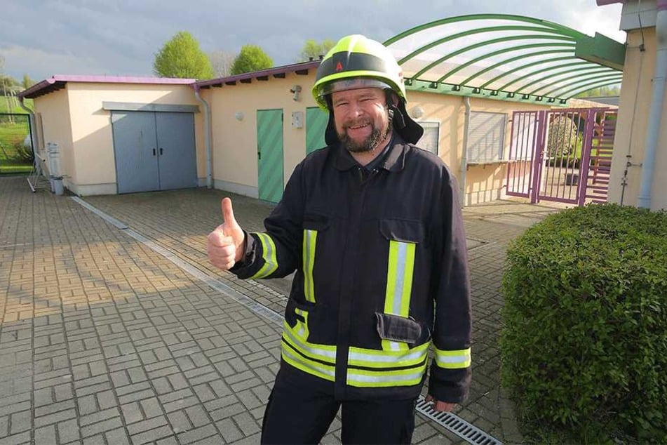 Brandmeister Dirk Pöhler (40) von der Freiwilligen Feuerwehr Klingenberg OT Colmnitz findet...