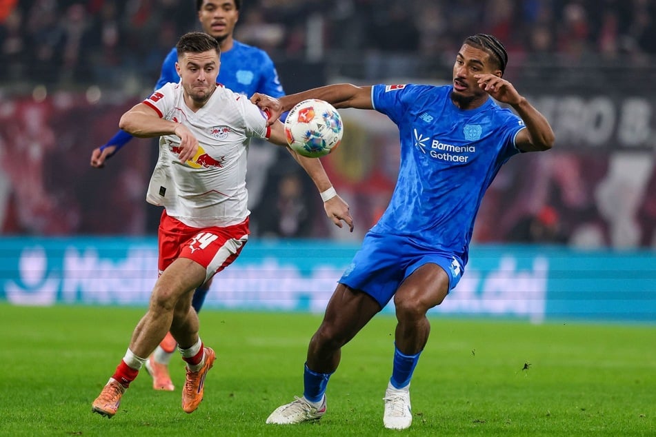 RB Leipzigs Christoph Baumgartner (26, l.) beschwerte sich im Nachgang auch über den Unparteiischen.