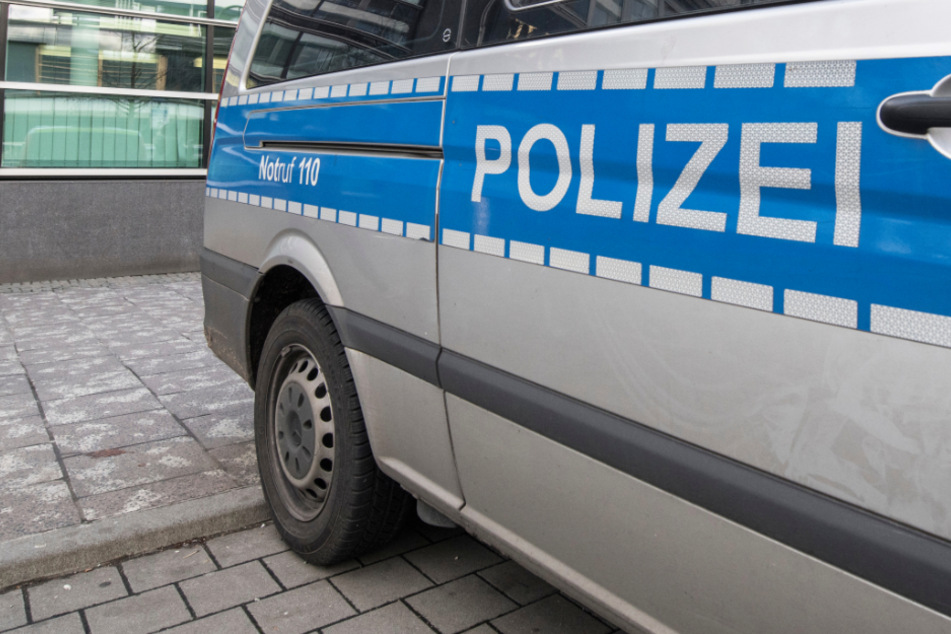 Gibt es ein rechtsextremes Netzwerk in der hessischen Polizei?