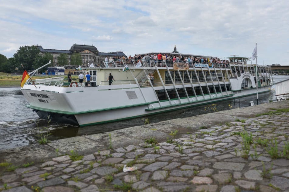 Die MS August der Starke wird am 17.8. zum Ü30-Party-Boot.