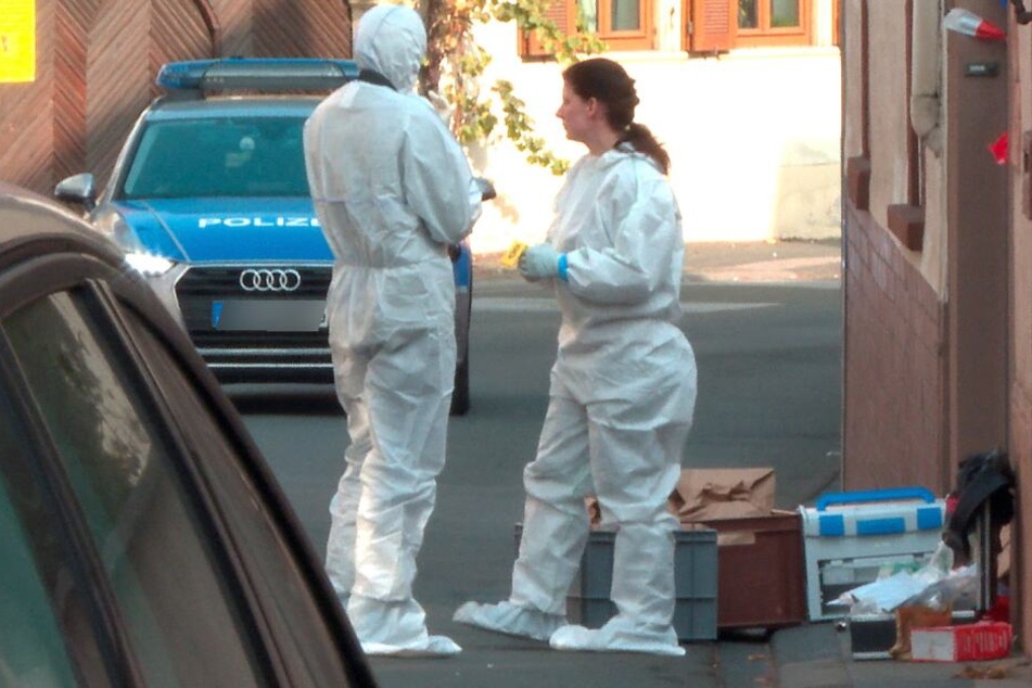 Nach dem Tod der Frau wurde der Tatort untersucht. (Symbolbild)