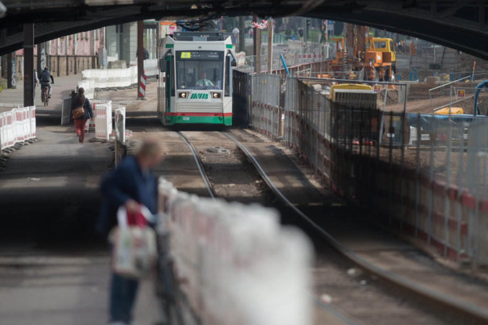 Bis Anfang des Jahres rollten noch die Straßenbahnen durch die Baustelle. Damit ist nun auch Schluss.