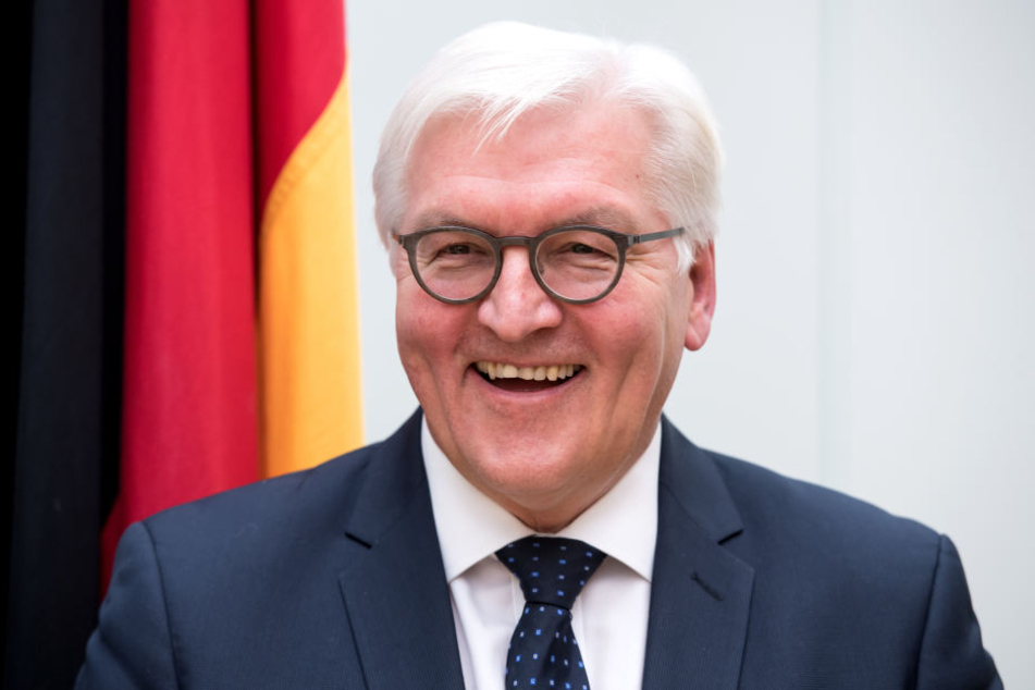 Frank-Walter Steinmeier (62).
