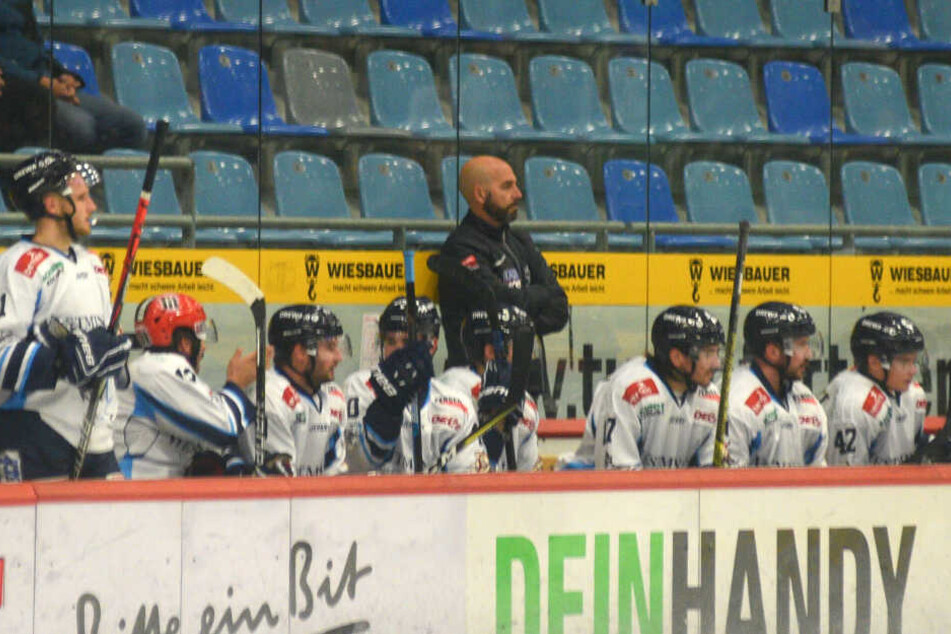 Coach Rico Rossi sah viel Arbeit auf sich zukommen.