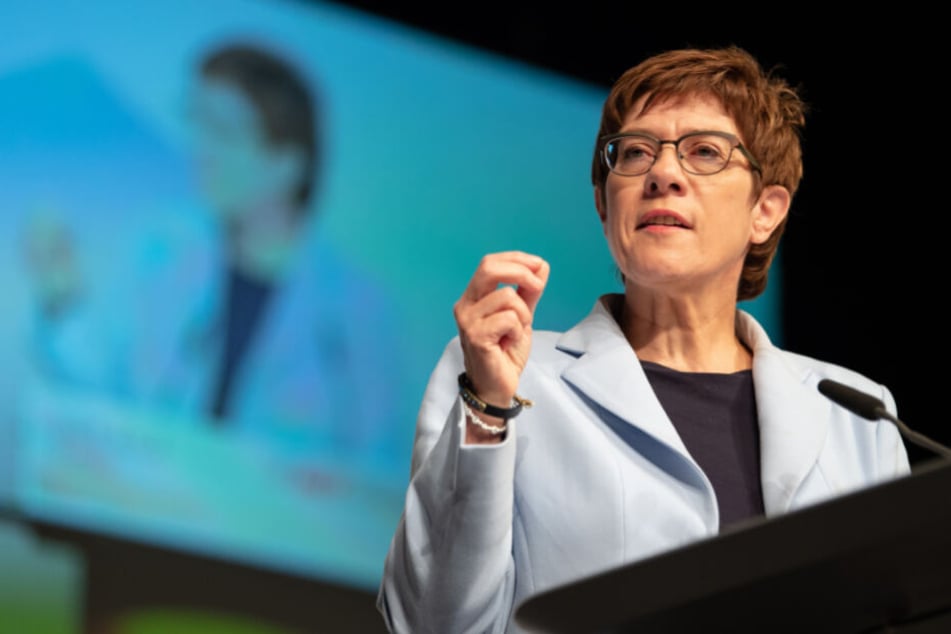 AKK betonte erst kürzlich, dass ihre Partei sich weiterhin von der AfD abgrenzen könne.