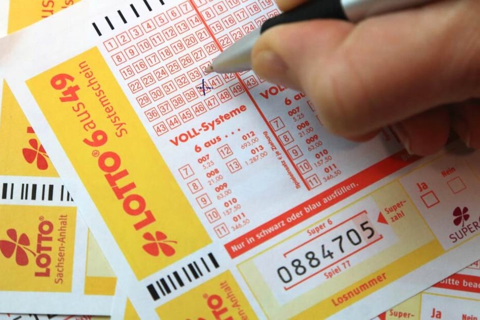 Mit sechs Richtigen wurde ein Lottospieler Millionär. (Symbolbild)