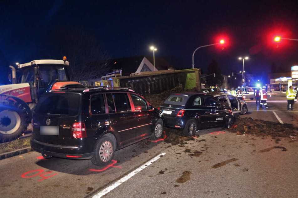Beim Abbiegen kippte der Anhänger um.