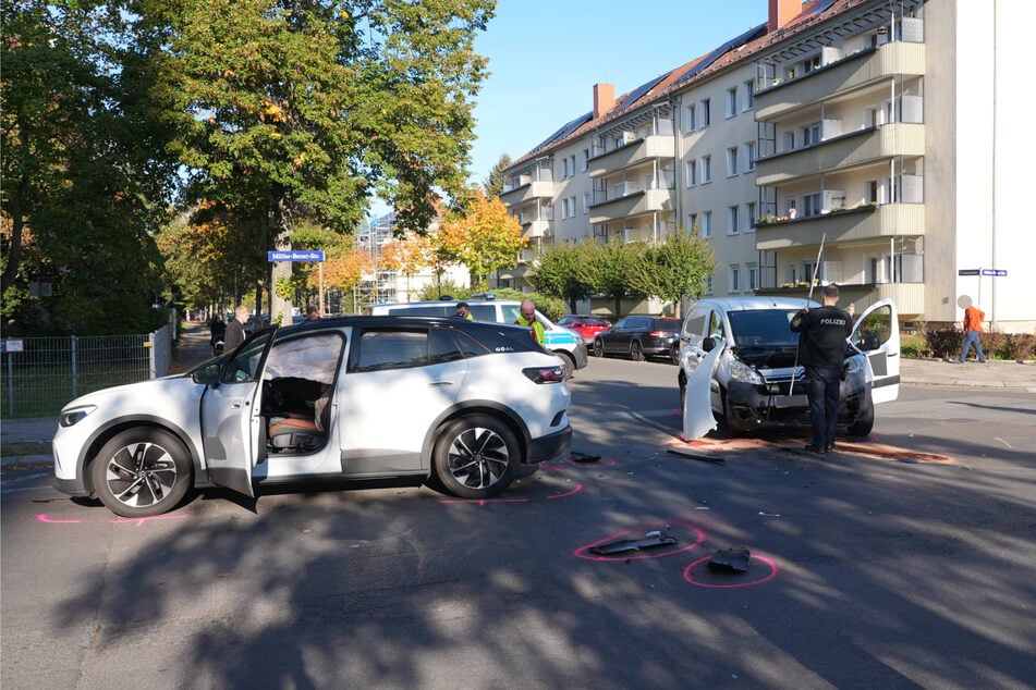 Der Unfall ereignete sich an der Kreuzung Müller-Berset-Straße/Comeniusstraße.