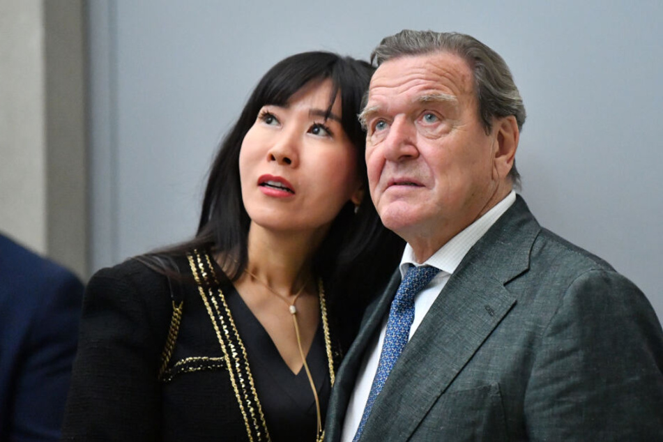 Gerhard Schröder platzt die Hutschnur: Interview stinksauer abgebrochen