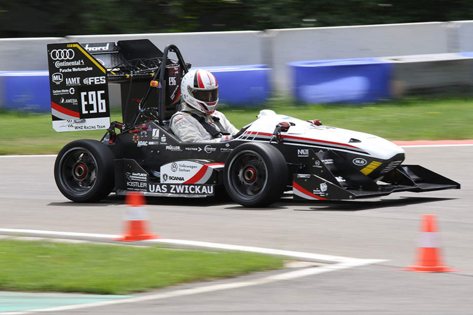 Auf dem Red Bull Ring im österreichischen Spielberg kam "Eberhard" über alle 22 Runden, scheiterte jedoch an der technischen Abnahme, sodass das Team disqualifiziert wurde.