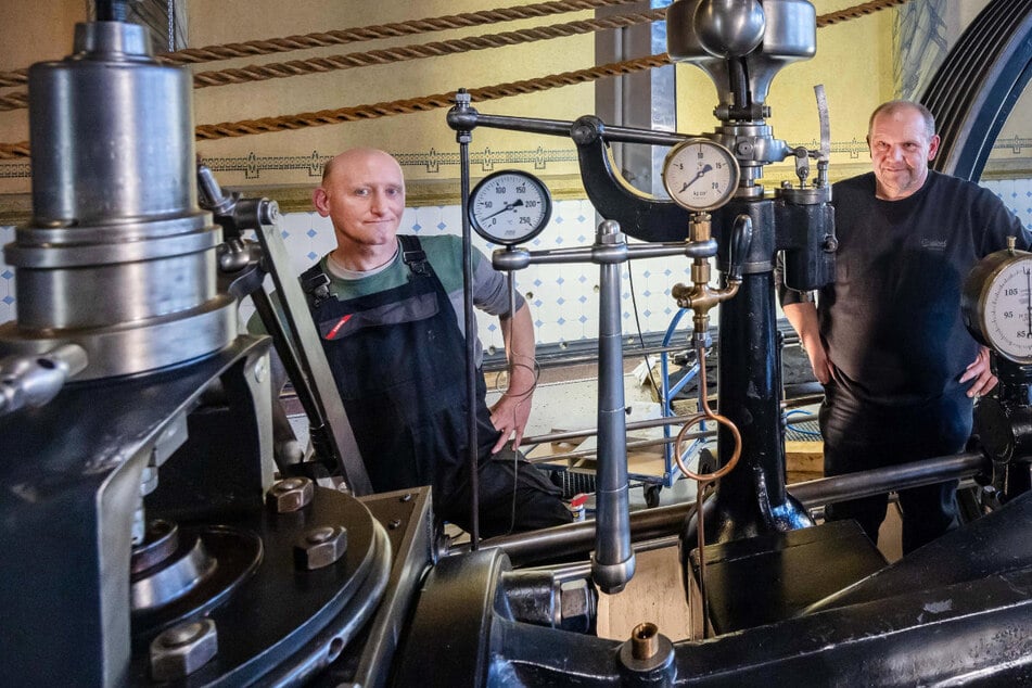 Chemnitz: Starke Typen für große Dampfmaschine: Wir sind die Kesselwärter vom Chemnitzer Industriemuseum