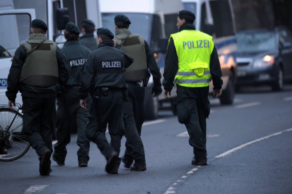 Einen fremdenfeindlichen Hintergrund schließt die Polizei bislang aus (Symbolbild).