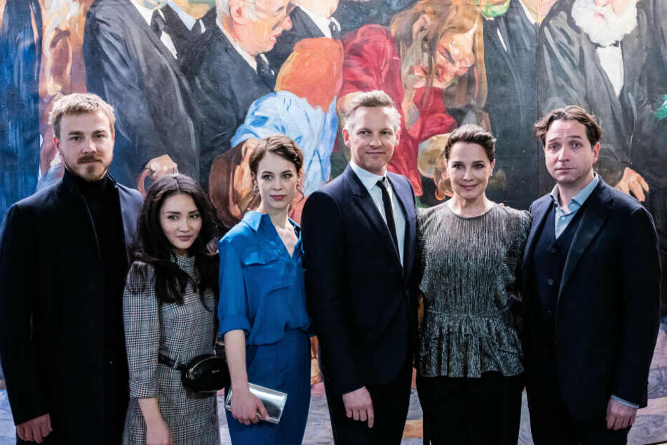 In der ZDF-Serie "Bad Banks" spielte Mai Duong Kieu (2.v.l.) die Investmentbanken Thao Hoang.