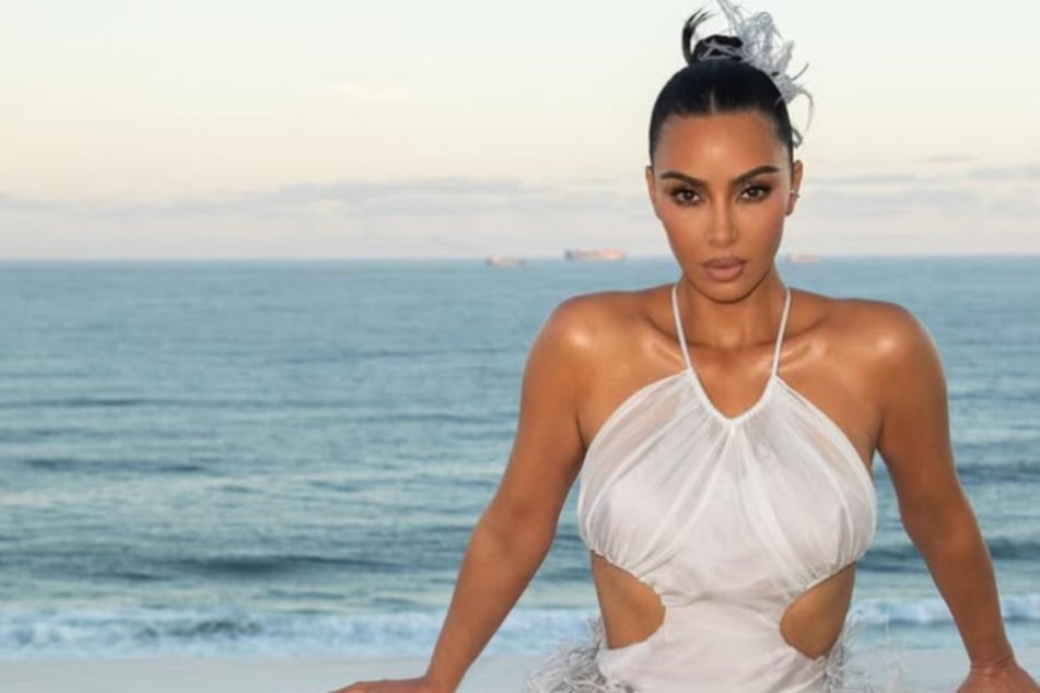 Kim Kardashian revealed a new health concern in the latest episode of Hulu's The Kardashians.