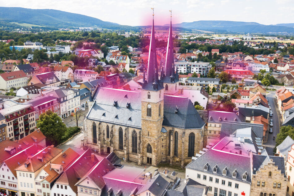 Für rund 13.000 Haushalte in Saalfeld baut die Telekom die Glasfaser aus.