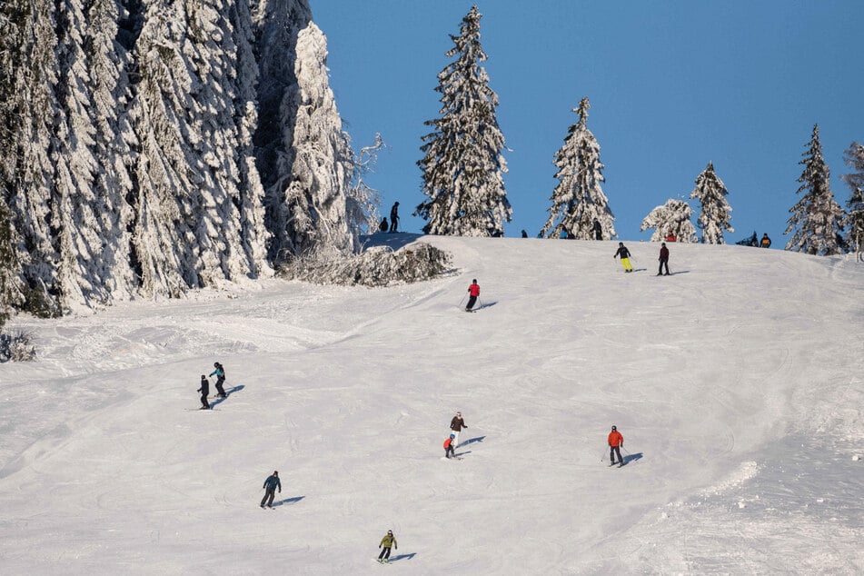 Winter-Wonderland und früher Saisonstart in Hessens Skigebieten