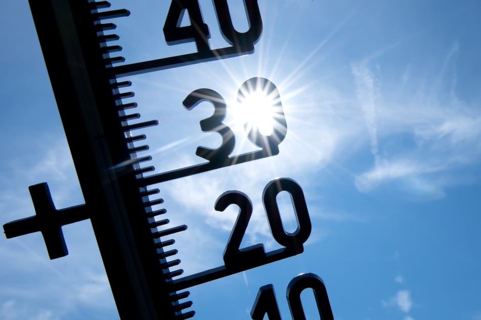 In Sachsen klettert das Thermometer heute laut DWD über die 30-Grad-Marke.