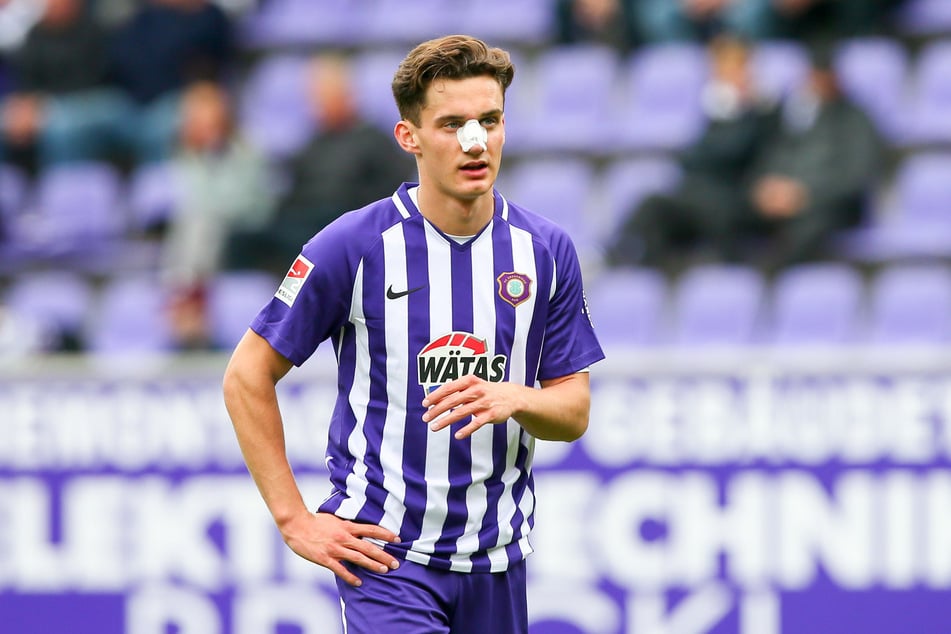 Omar Sijaric (19) hatte sich im Heimspiel gegen den SC Paderborn (1:4) einen Nasenbeinbruch zugezogen.