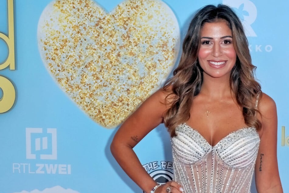 Knutscherei mit Jannik Kontalis bei "Love Island VIP": Eva Benetatou legt überraschendes Geständnis ab