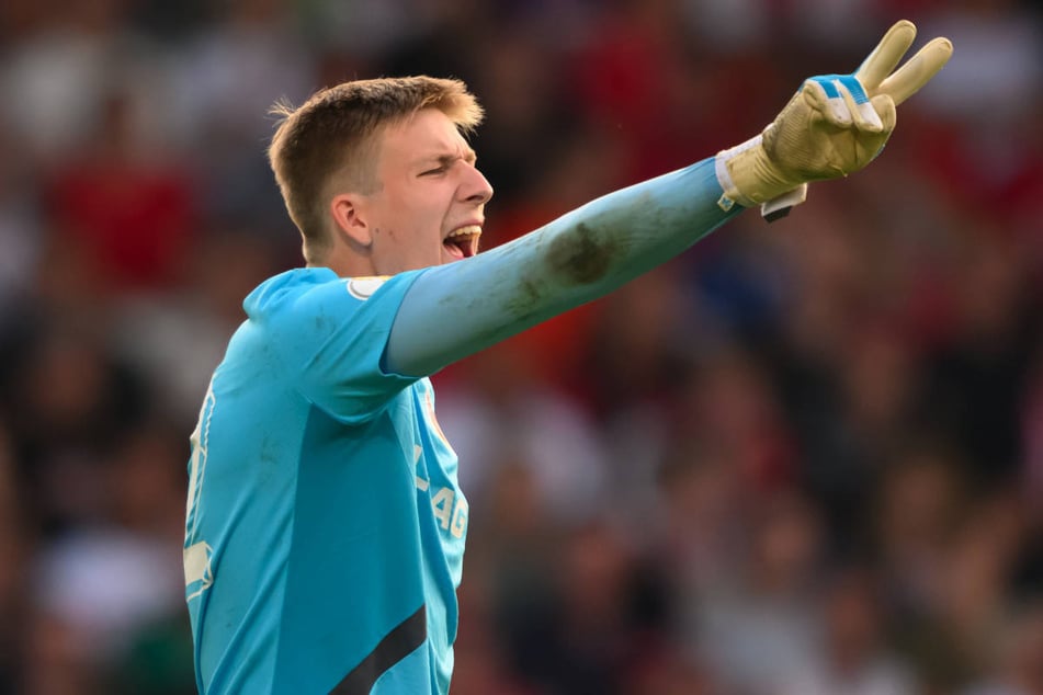 Eine Rolle als klare Nummer zwei soll Cottbus-Keeper Elias Bethke (22) angeblich ablehnen.