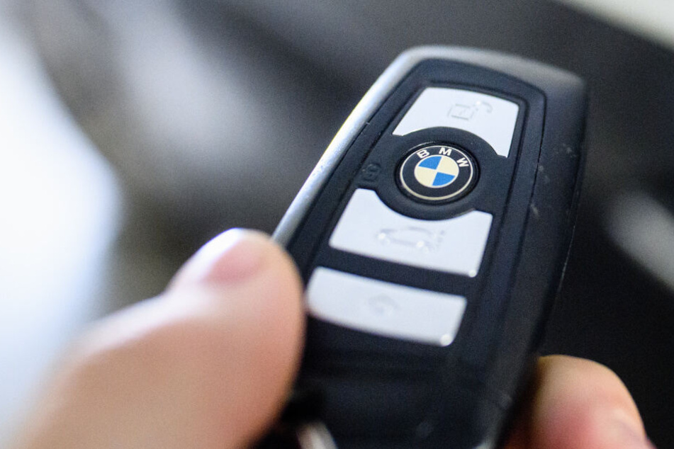 BMW muss 86.500 Fahrzeuge älterer Baujahre in die Werkstätten bitten. (Symbolbild)