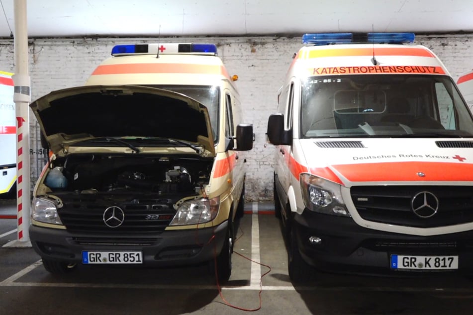 Der Görlitzer Katastrophenschutz muss seine Fahrzeuge in einer Halle ohne Abluft unterbringen.