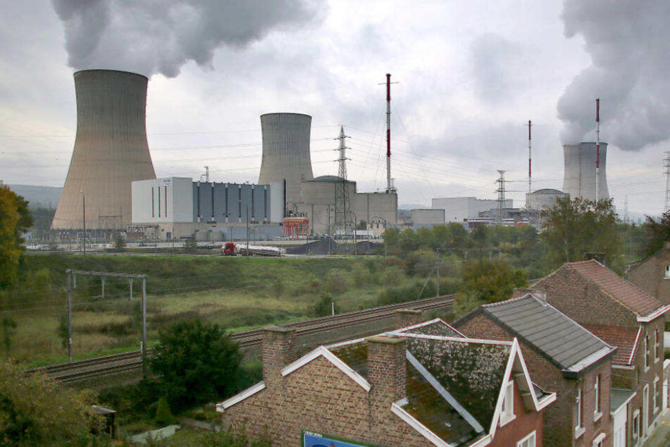 Das Atomkraftwerk Tihange bei Huy in Belgien.