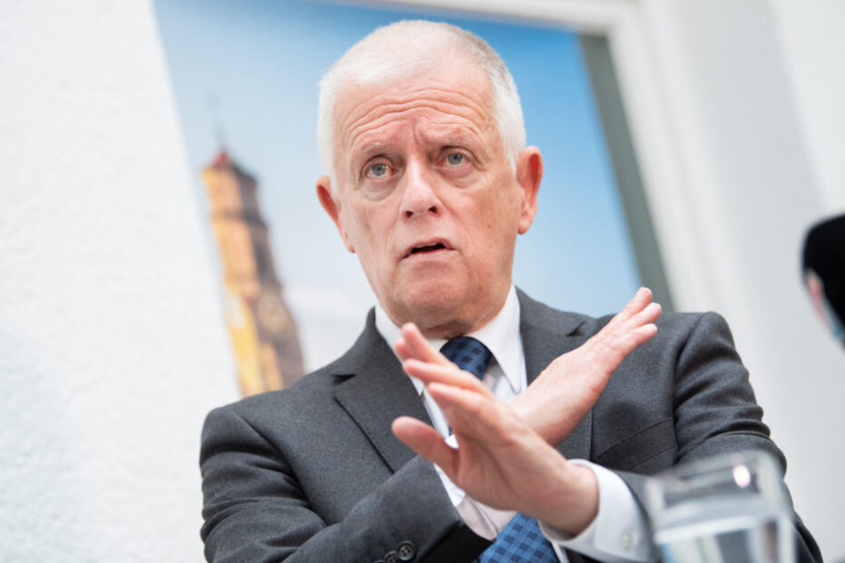 Der noch amtierende Oberbürgermeister Fritz Kuhn (64, Grüne) tritt nicht für eine zweite Amtszeit an.