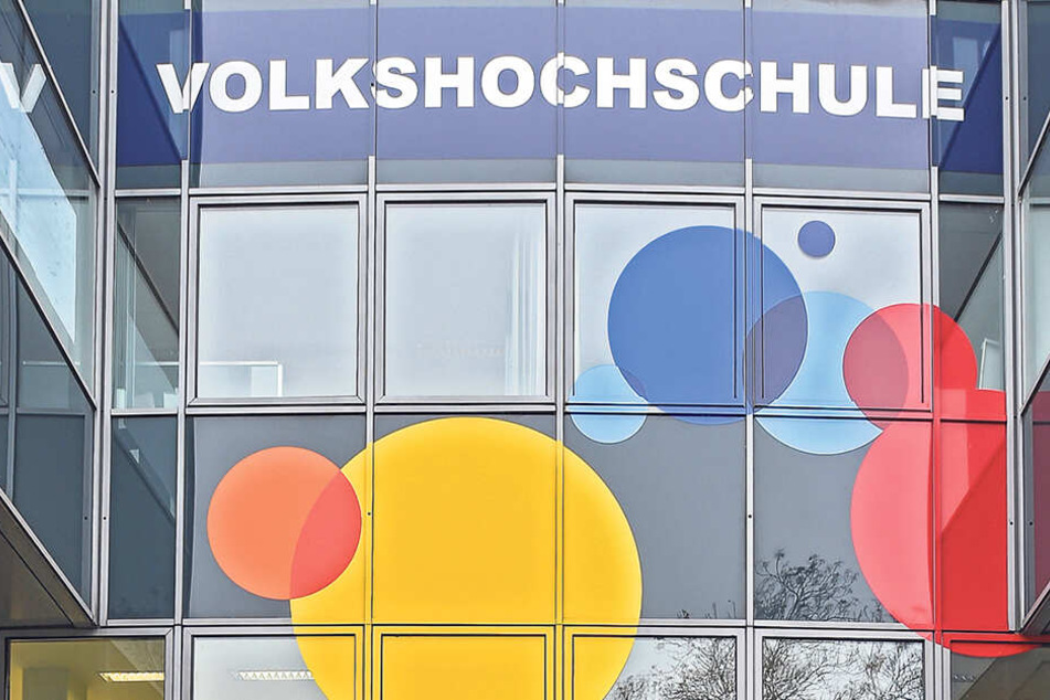 Der Kurs für angehende Ersthelfer an der VHS Dresden startet in zwei Wochen.