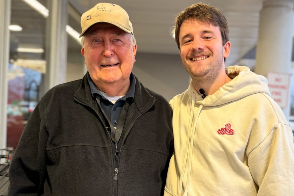 Eine lebensverändernde Begegnung: Der australische Influencer Samuel Wiedenhofer traf Ed bei seiner Arbeit an der Supermarktkasse.