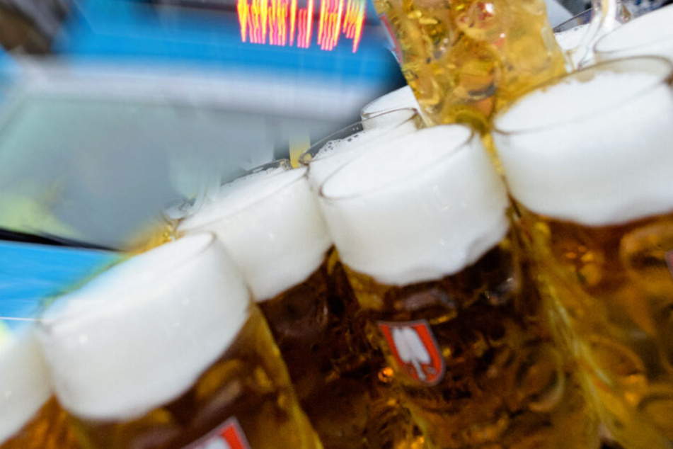 Die Frau ging der Polizei mit über vier Promille ins Netz. (Symbolbild)