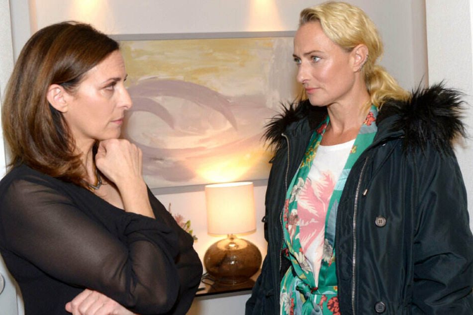Finden Katrin (l) und Maren (r) an Bommels Todestag wieder zueinander?