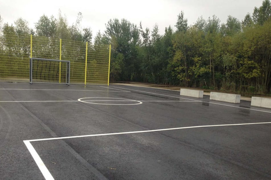 Schöne neue Basketball- und Fußballfelder laden zum gemeinsamen Sporteln ein.