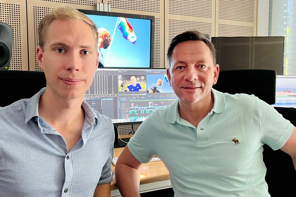Die RTL-Reporter Jonas Gerdes (l.) und Timo Latsch. Letzterer werde aufgrund der Situation erstmals seit 2006 nicht von einer WM vor Ort berichten.