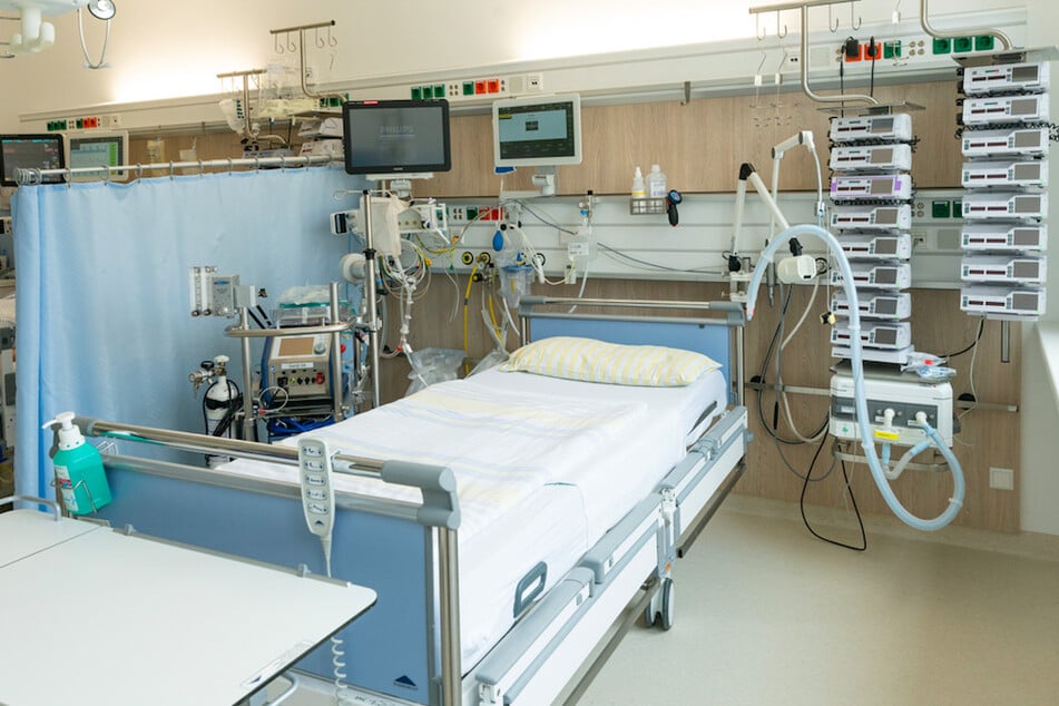 Schwere Corona-Fälle sind auf Beatmungsmaschinen und Infusionstechnik angewiesen.