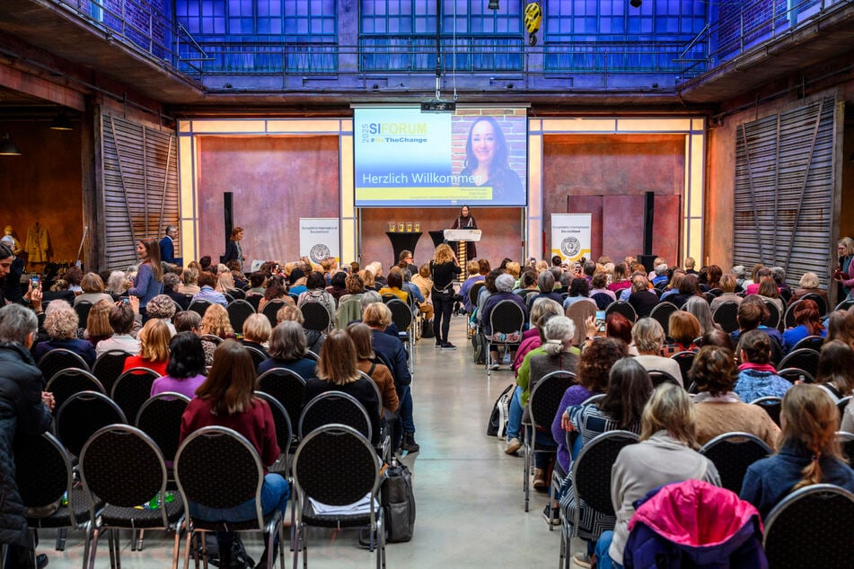 Rund 250 Frauen trafen sich zum Soroptimist International Forum in Chemnitz.