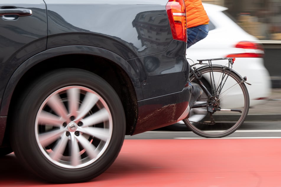 Das sechsjährige Mädchen überstand die Kollision mit dem Volvo augenscheinlich wohl unverletzt. (Symbolbild)