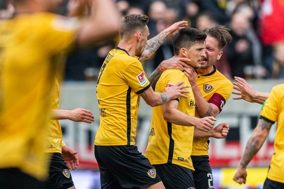 Dynamo muss am 4. April nach Fürth und hat dort hoffentlich ebenfalls Grund zum Jubeln.