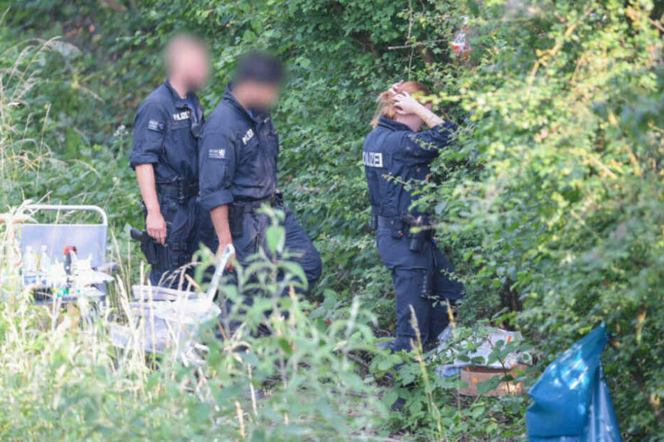 Die Leiche der 14-Jährigen wurde neben einer Bahnstrecke gefunden.