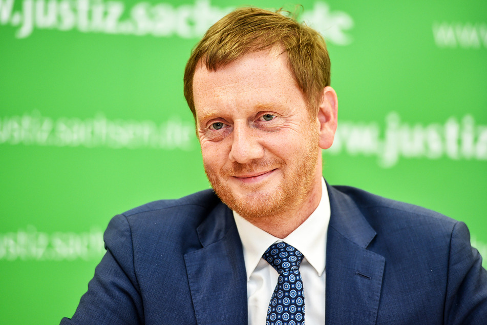 Der Freistaat bekommt einen: Ministerpräsident Michael Kretschmer (45, CDU) nimmt den ID.3 am Montag in Empfang.