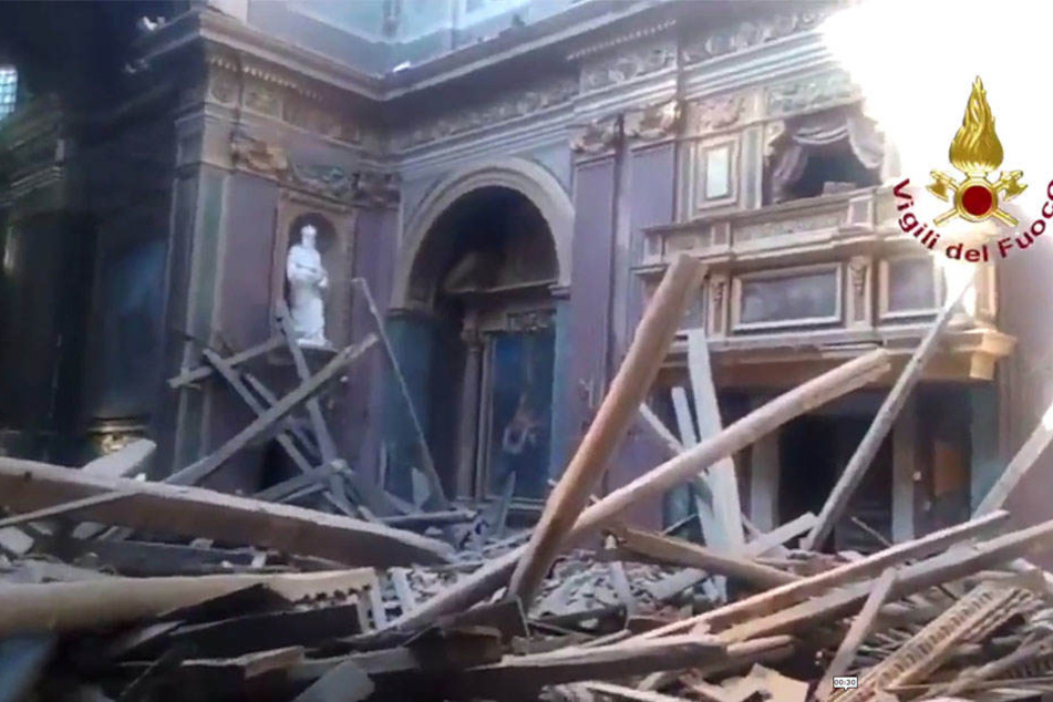Die historische Kirche wurde bei dem Einsturz schwer beschädigt.