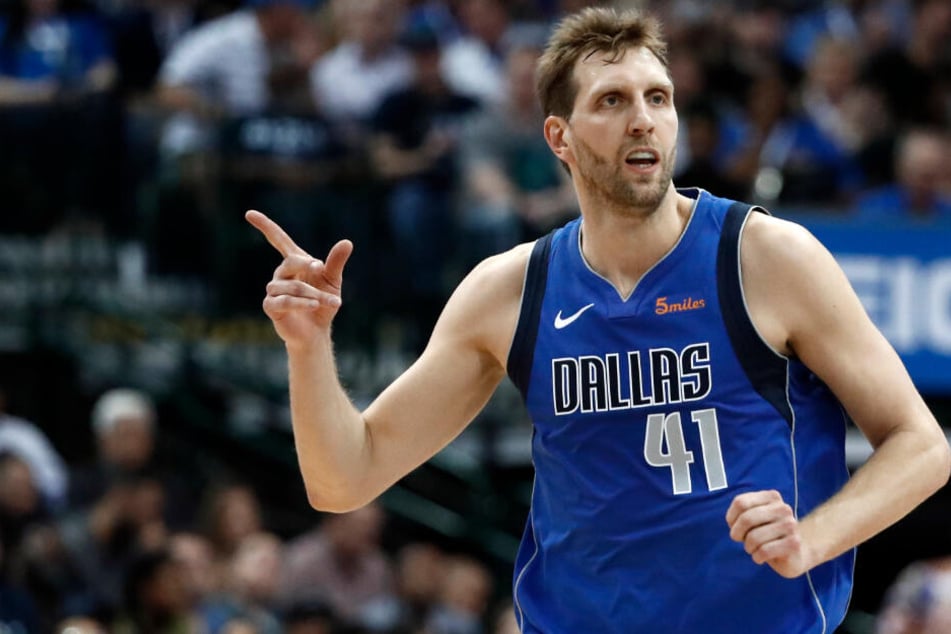 Große Ehre für Dirk Nowitzki! Ex-NBA-Star erhält Bundesverdienstkreuz