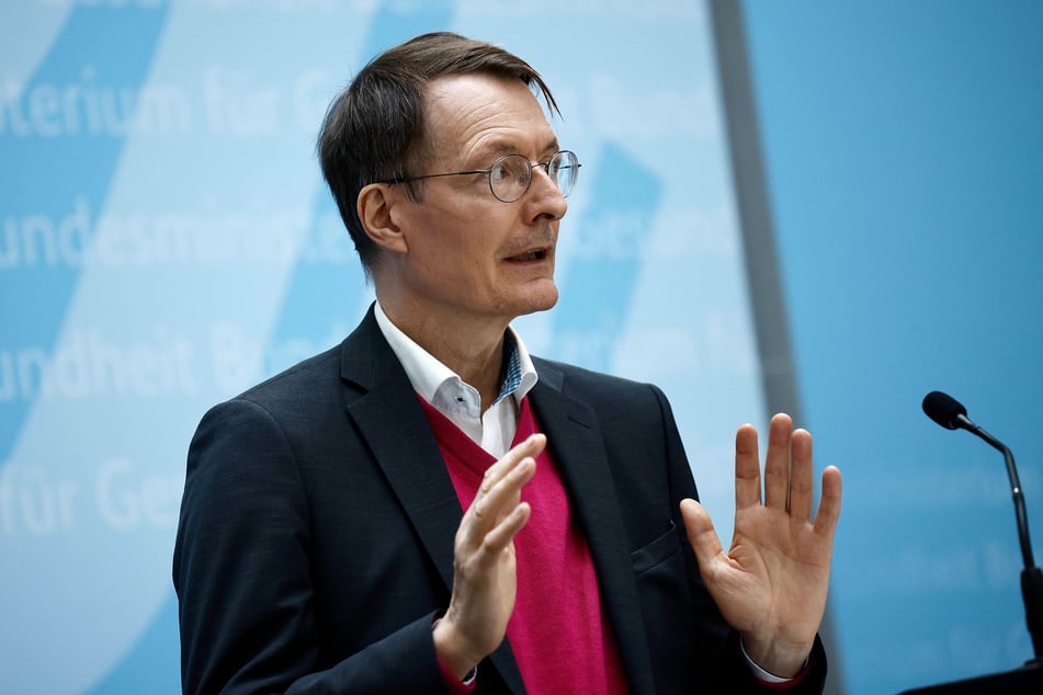 Am Mittwoch stellte Bundesgesundheitsminister Karl Lauterbach (59, SPD) die neuen Studienergebnisse vor.