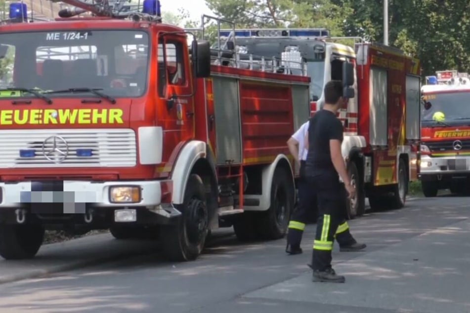 Hunderte Einsatzkräfte der Feuerwehr waren im Einsatz.